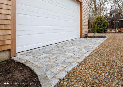 Cobblestone Driveway Installation